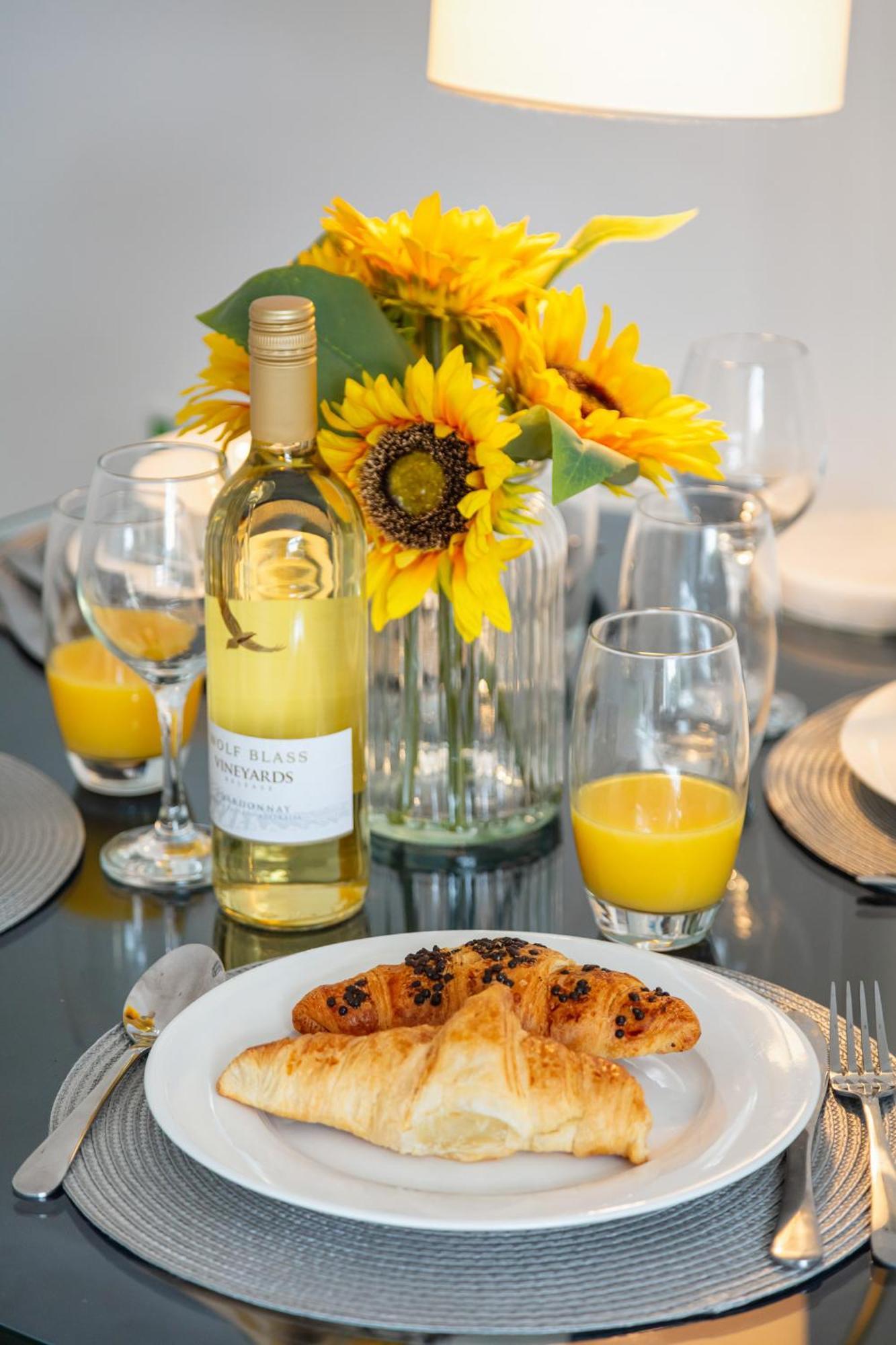 Gem - 2 Bed House, 6 Mins From Liverpool Street, Shops & Restaurants Casa vacanze *
