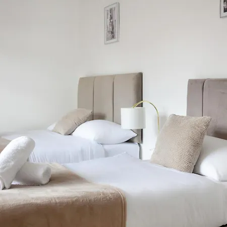 City Gem - 2 Bed House, 6 Mins From Liverpool Street, Shops & Restaurants Londra Esterno foto