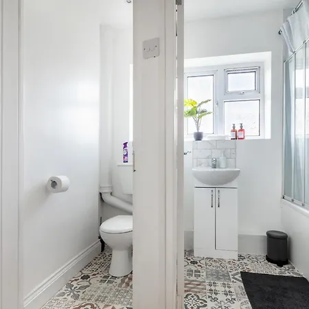 City Gem - 2 Bed House, 6 Mins From Liverpool Street, Shops & Restaurants Londra Esterno foto