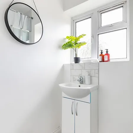 City Gem - 2 Bed House, 6 Mins From Liverpool Street, Shops & Restaurants Londra Esterno foto